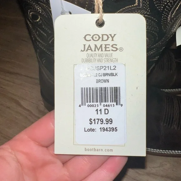 Brand new Cody James cowboy boots. Never worn - Picture 3 of 3